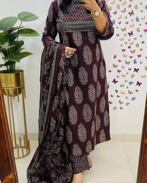 Wine_Cotton_Kurta_Set_For_Women