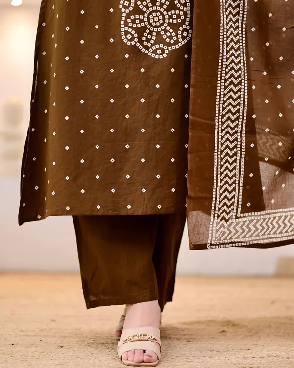 Chocolate_Brown__And_White_Cotton_Kurta_Set_For_Women