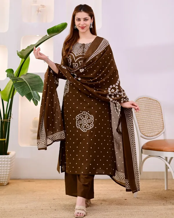 Chocolate_Brown__And_White_Cotton_Kurta_Set_For_Women