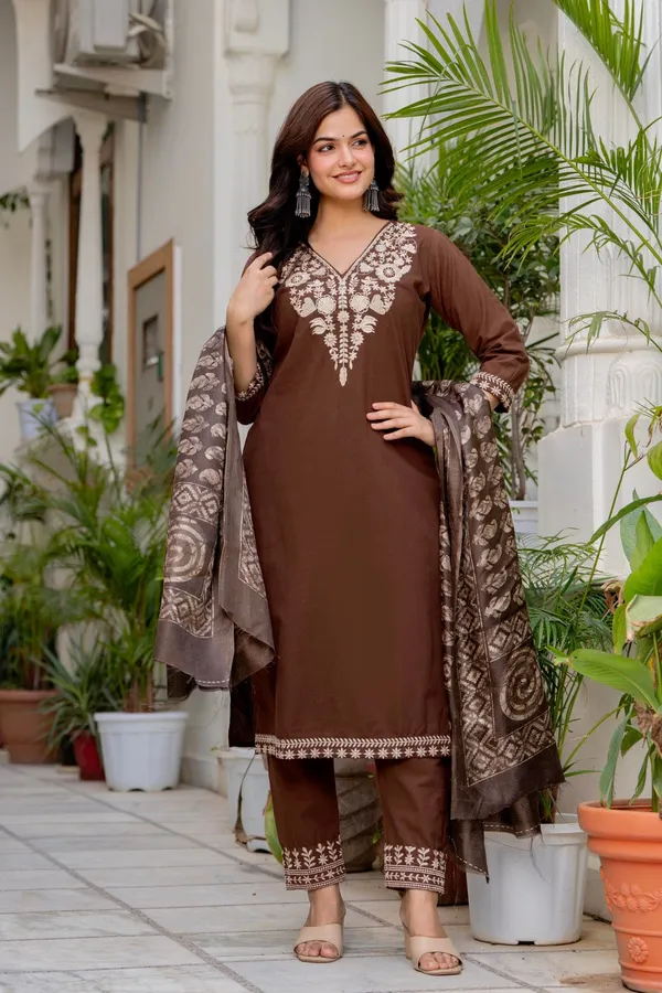 Jaipur_Style_Women's_Coffee_Brown_Embroidered_Cotton_Kurta_Pant_&_Printed_Dupatta_Set