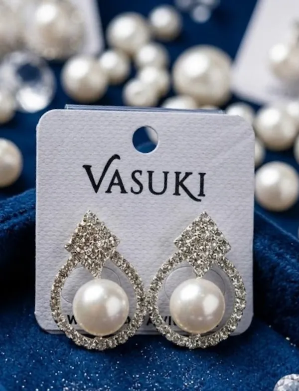 Vasuki_Pearl_And_Crystal_Teardrop_Earrings_-_Pack_Of_2