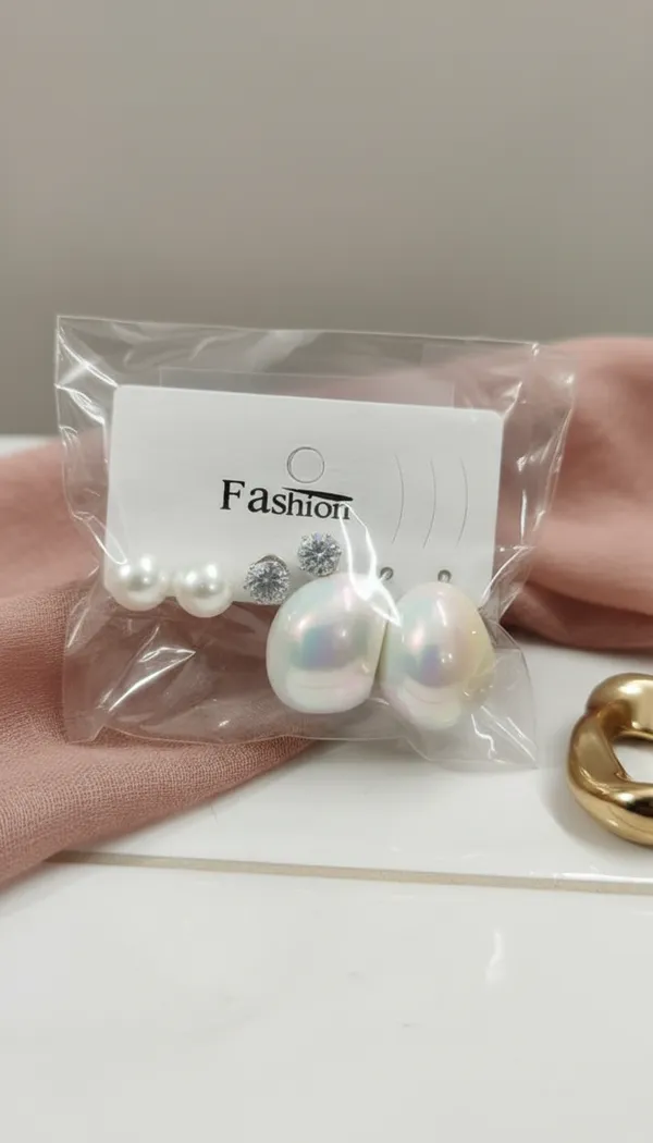 Golden_Alloy_Pearl_Crystal_Stud_Earring_Set_For_Women