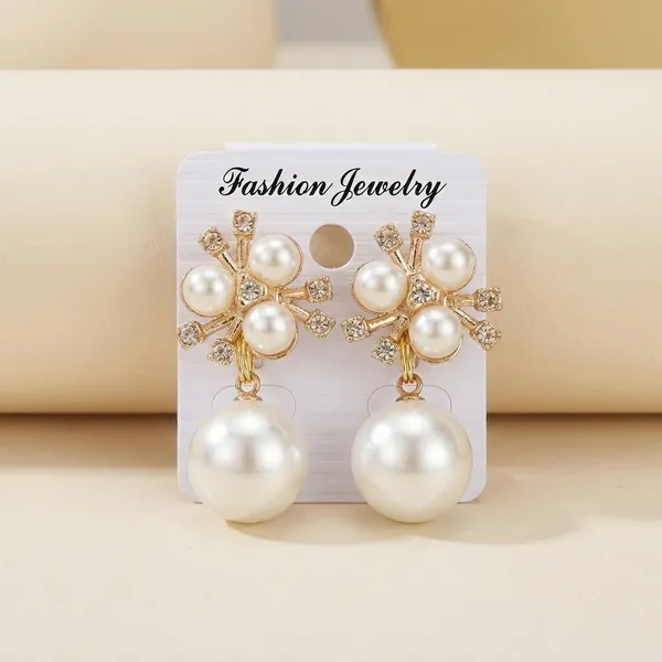Pearl_Flower_Drop_Earrings_For_Women