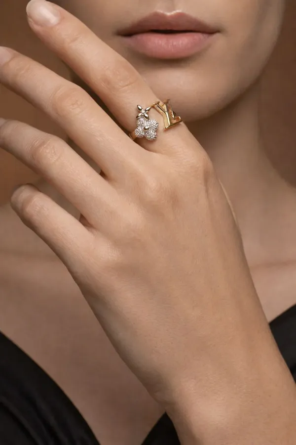 Flora_Lv_Icon_Ring