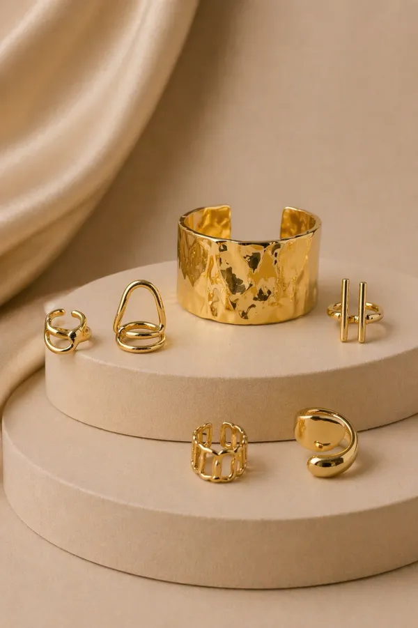 Auric_Wave_Bangle/Cuff_With_random_5_anti-tarnish_Rings