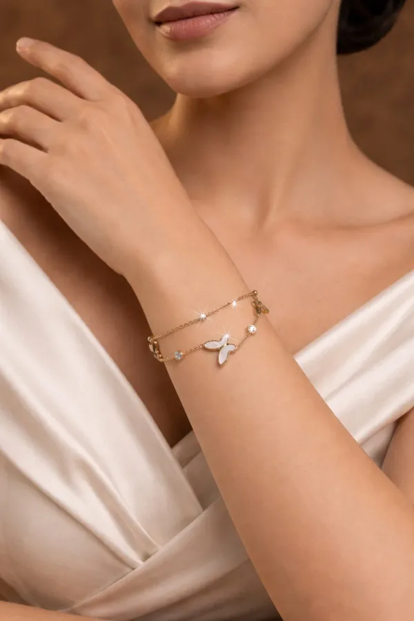 Golden_Flutter_Charm_Bracelet