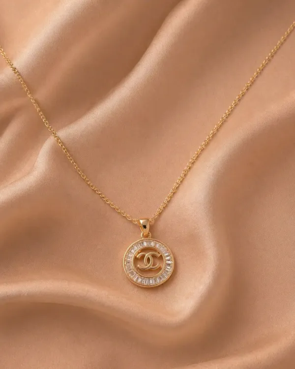 Aurelia_Halo_Coin_Pendent