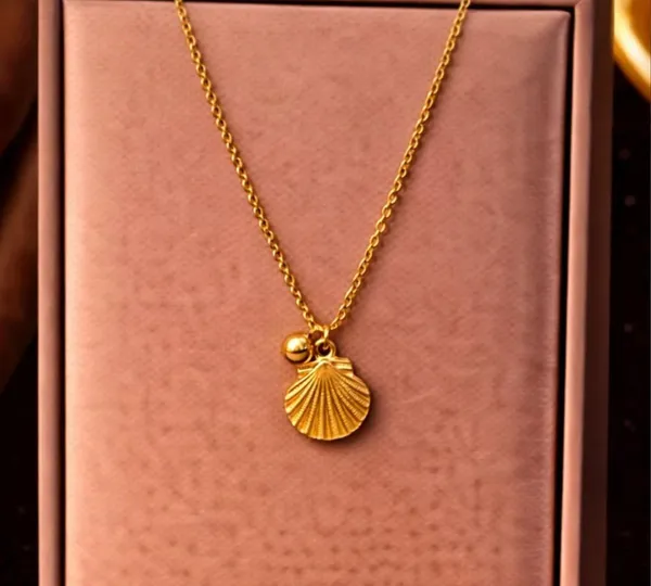 Seashell_Luxe_Pendent