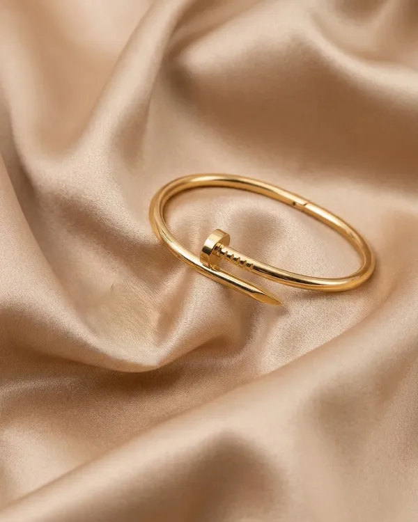 Luxe_Lock_Cuff