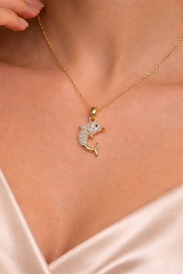 Mariselle_Dolphin_Pendant