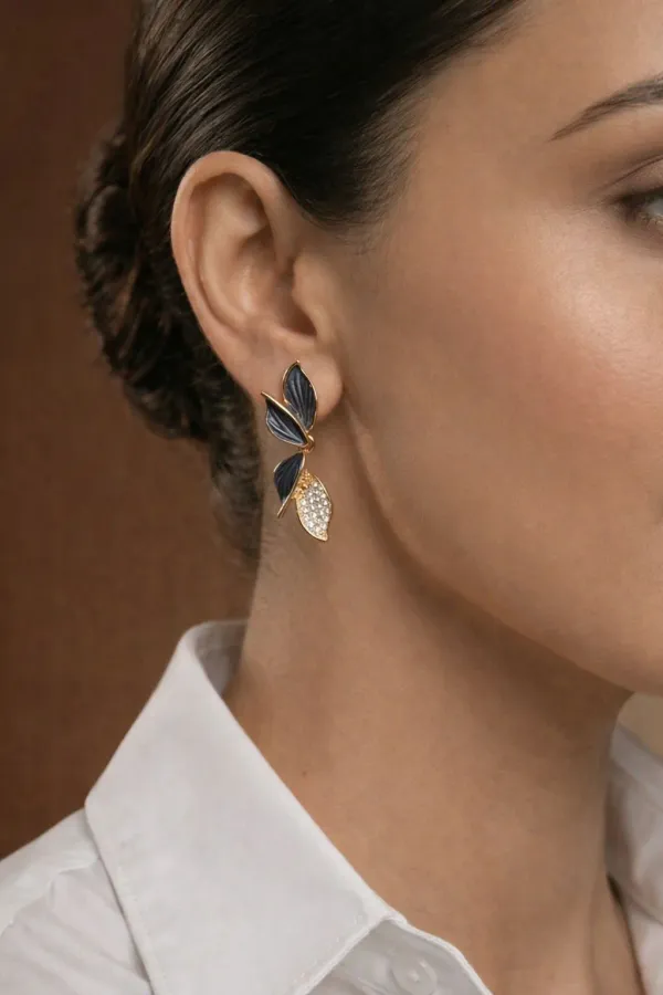 Dewdrop_Leaf_Stud_Earrings