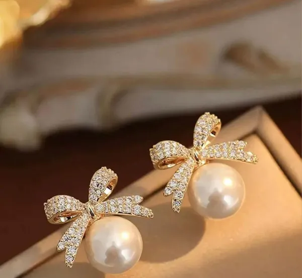 Pearl_Geo_Hoops