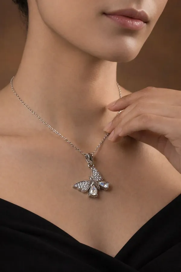 Celeste_Flutter_Pendant