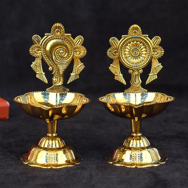 Pure_Brass_Shankh_Chakra_Diya_Set_of_2