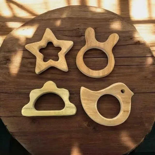 Natural_Neem_Teether_Combo_Safe_Soothing_Relief_For_Your_Baby's_Gums__(Set_Of_Combo_Of_4)_Cat_Star_Cloud_Bird
