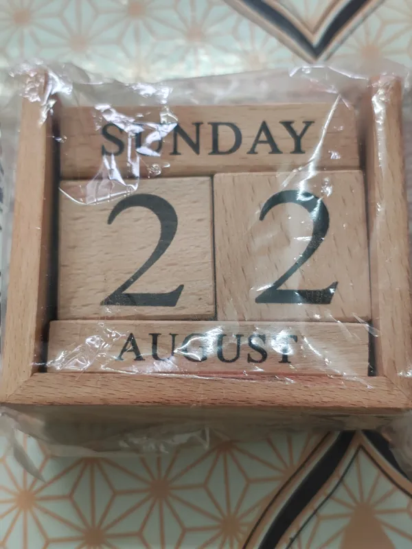 Wooden_Calendar_pack_of_50