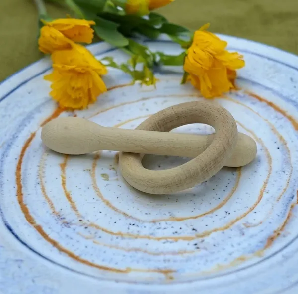 Neem_Teether_For_Babies_Dumble_Ring_Shaped_Natural_Safe_Wooden_Chew_Toy_Pack_Of_2