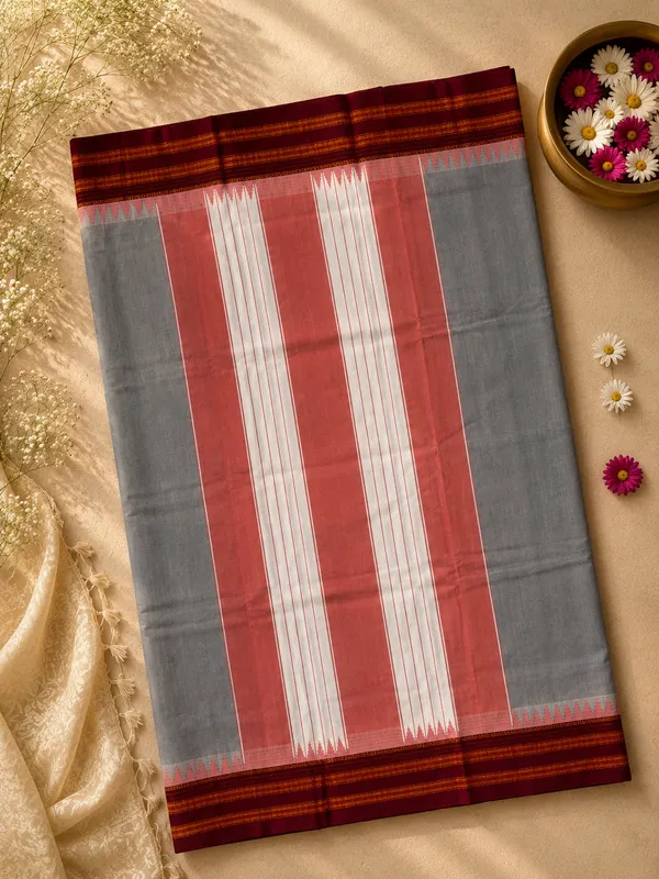 Pure_Cotton_Gadiyal_Narayan_Peth_with_toop_Pallu