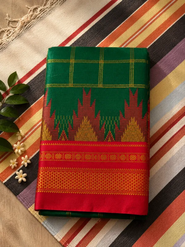 Ilkal_Saree_with_Zari_Checked_Pattern