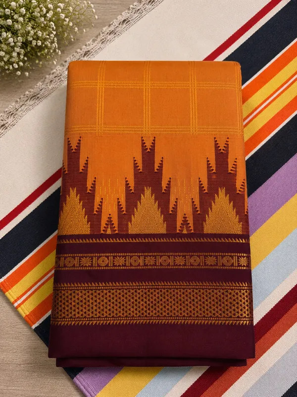 Ilkal_Saree_with_Zari_Checked_Pattern