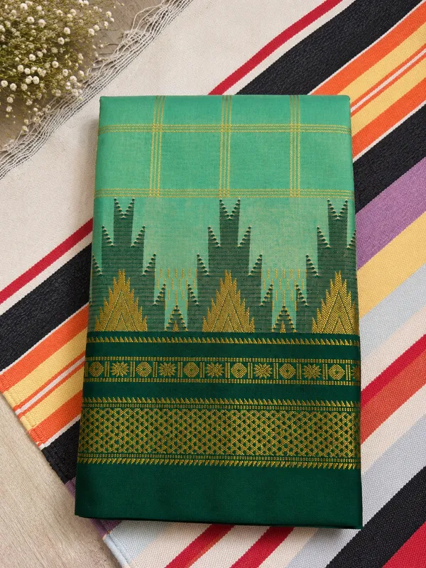 Ilkal_Saree_with_Zari_Checked_Pattern