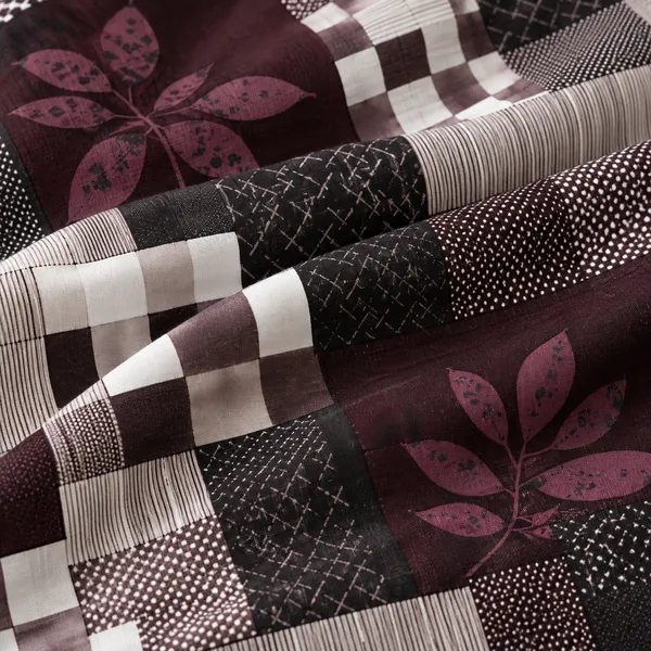 Maroon_Geometric_Cotton_400_TC_Double_Bedsheet_Set_|_Bookfold_Gift_Packaging