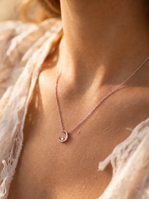 Solitaire_Moon_Necklace_Sterling_Silver_925