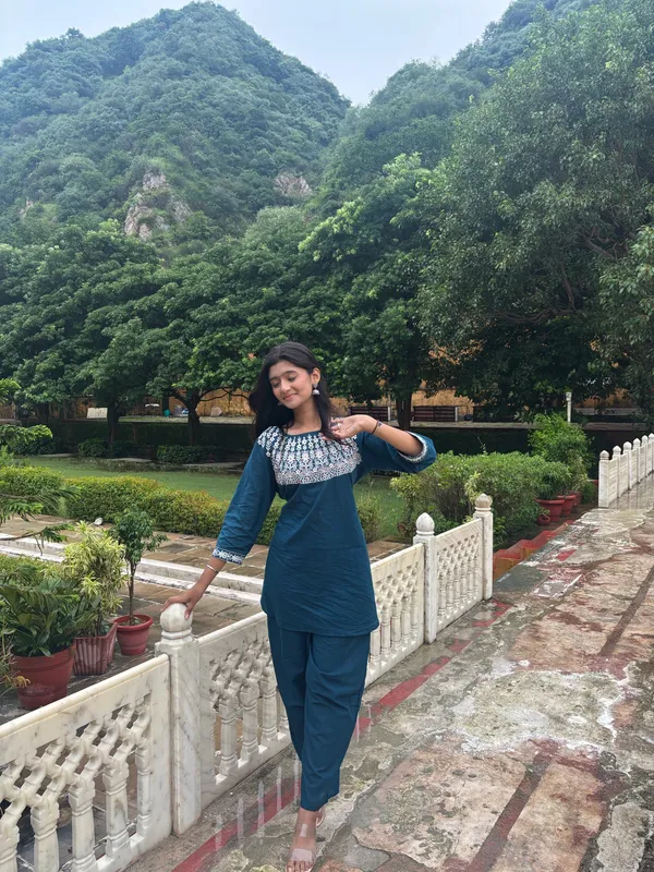 Teal_Blue_Cotton_Blend_Embroidered_Kurta_Pajama_Set_For_Women
