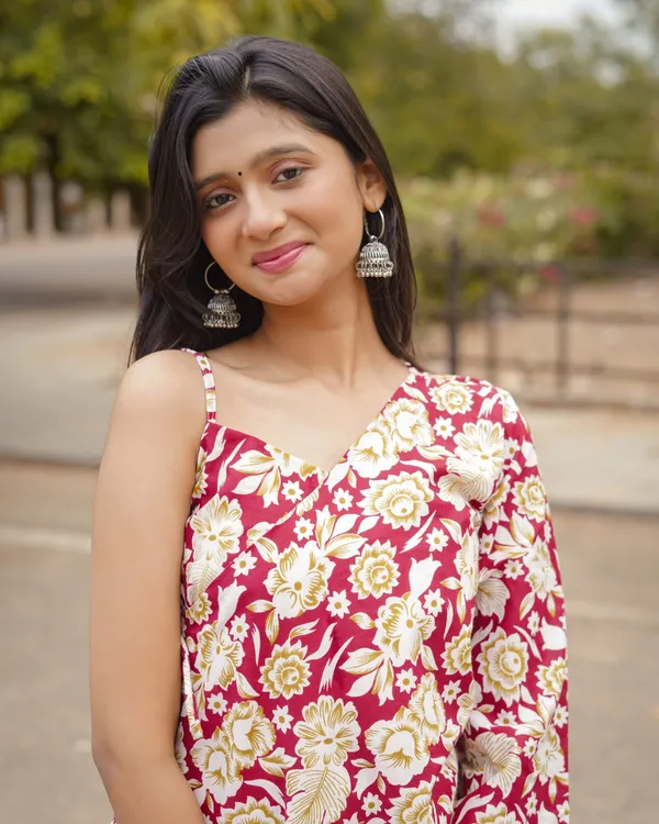 Aaira_|_Corset_Back_Digital_Print_Cotton_Short_Kurti