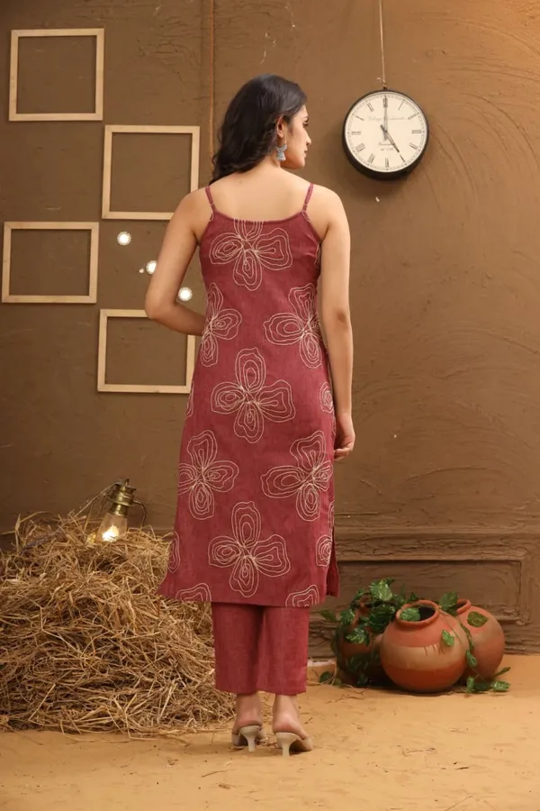 Mauve_Cotton_Blend_Floral_Embroidered_3_Piece_Kurta_Set_For_Women