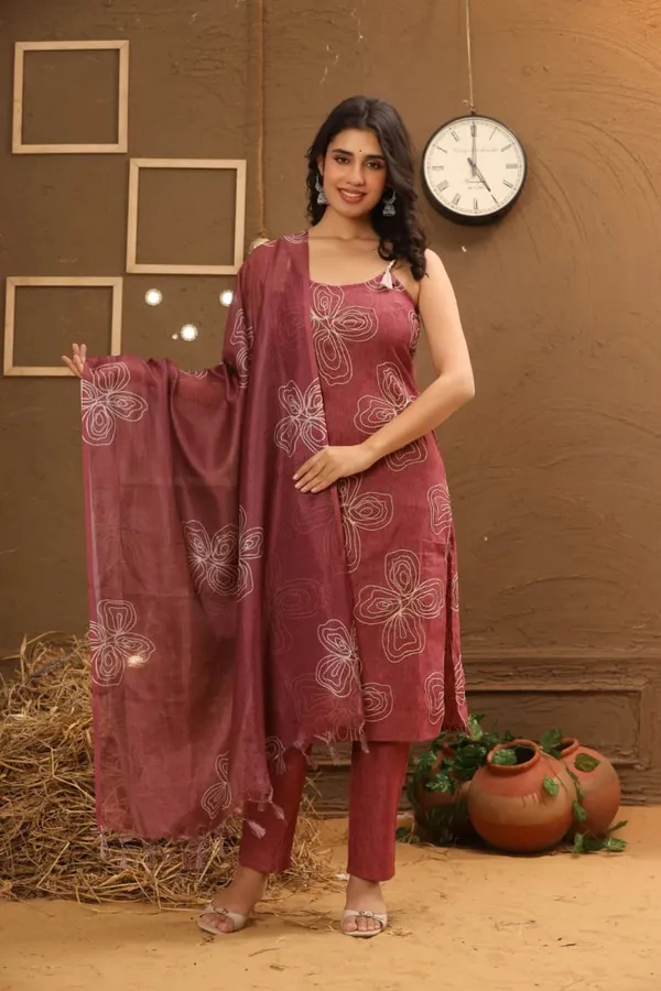 Mauve_Cotton_Blend_Floral_Embroidered_3_Piece_Kurta_Set_For_Women
