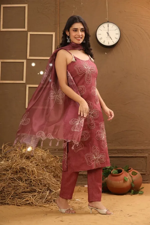 Mauve_Cotton_Blend_Floral_Embroidered_3_Piece_Kurta_Set_For_Women
