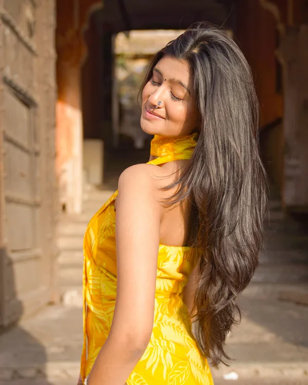 Dua_Sunshine_Yellow_Short_Kurti_|_Lightweight_Everyday_Ethnic_Wear_|_indiva