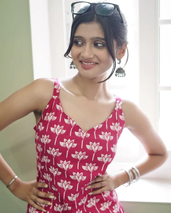 RUBY_LOTUS:_HAND-PRINTED_COTTON_SHORT_KURTI_WITH_OVERLAY_DETAIL