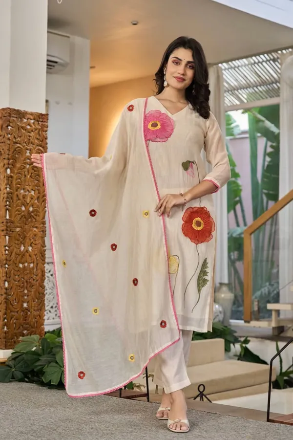 Off_White_Cotton_Blend_Floral_Embroidered_Kurta_Set_With_Dupatta_For_Women