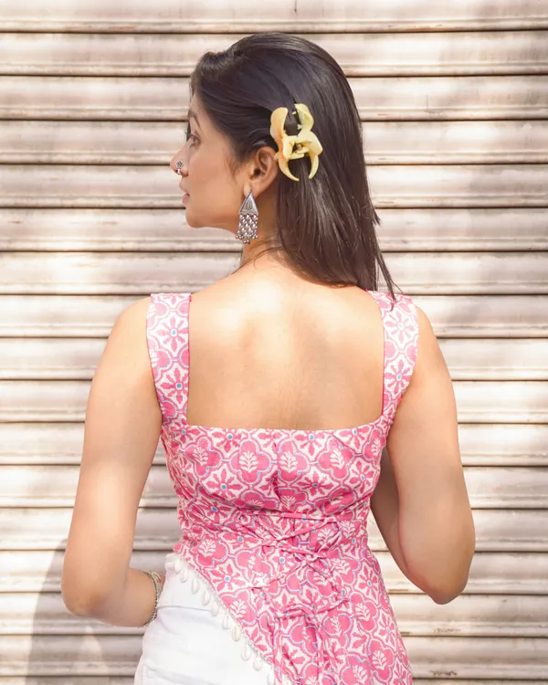 Adaah_Blush_Pink_Corset_Top_|_Sweetheart_Neck_Indo-Western_Short_Kurti_|_indiva