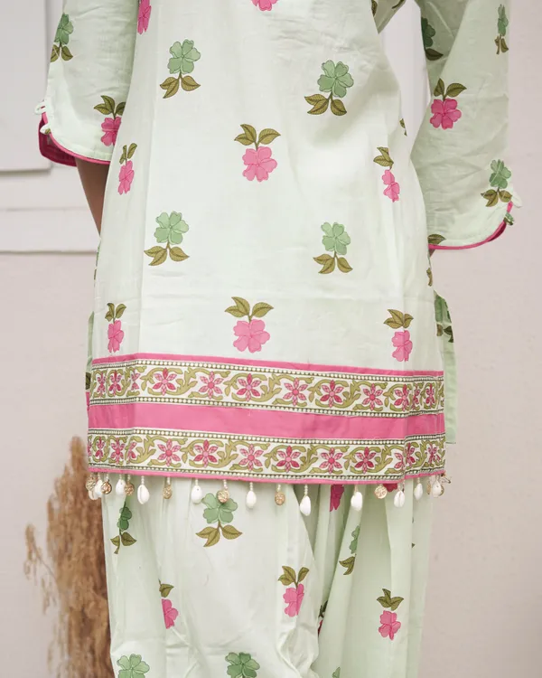 Sage_Green_Floral_Printed_Short_Kurti_with_Farsi_Pants_Co-Ord_Set