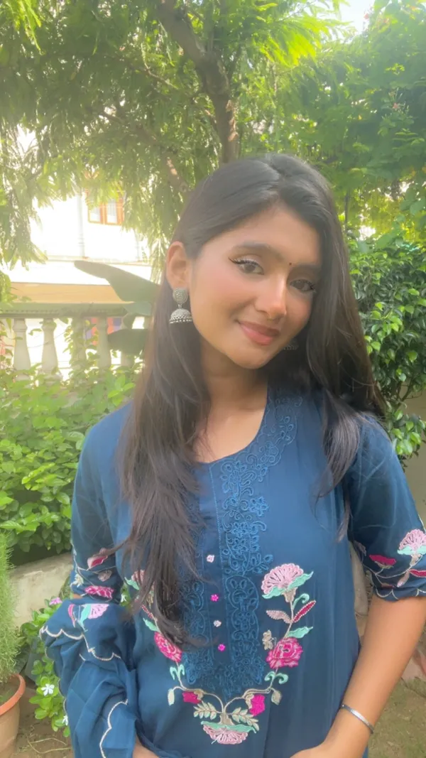 Navy_Blue_Cotton_Blend_Floral_Embroidered_Kurta_Set_With_Dupatta_For_Women