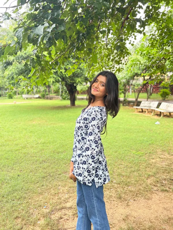 Nazm_Floral_Bell_Sleeve_Cotton_Top_|_Printed_Short_Kurti_|_invida