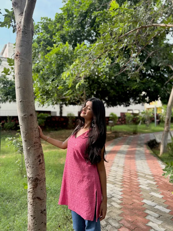 Gulabo_Pink_Chikankari_Halter_Kurti_|_Embroidered_Short_Kurti_|_indiva