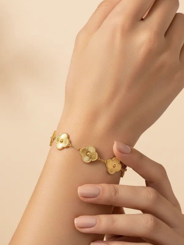Golden_Stainless_Steel_Modern_Bracelet_For_Woman