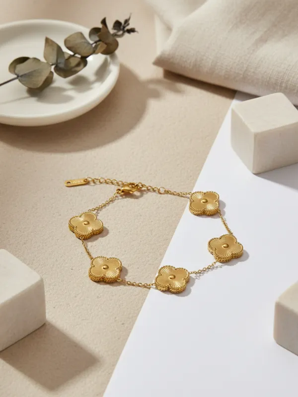 Golden_Stainless_Steel_Modern_Bracelet_For_Woman