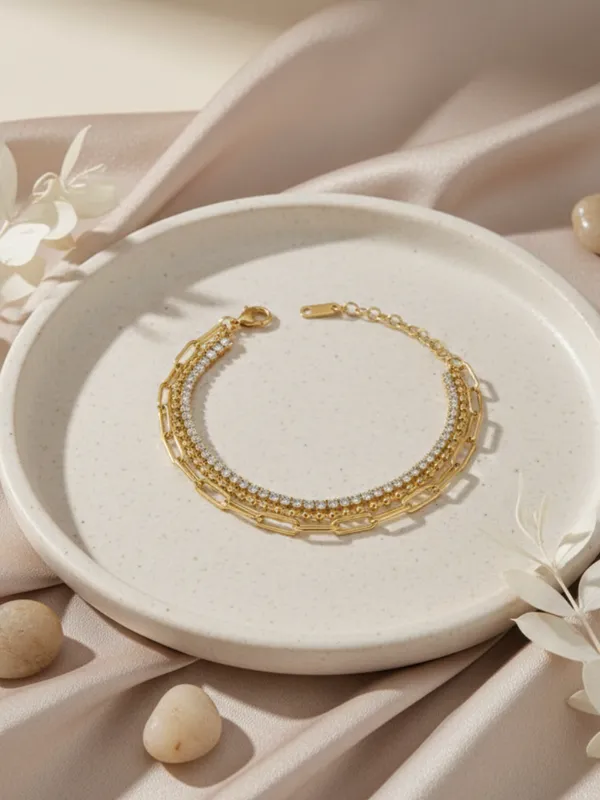 Golden_Stainless_Steel_Modern_Bracelet_For_Woman