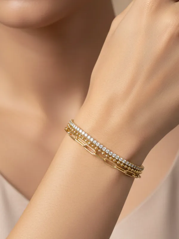 Golden_Stainless_Steel_Modern_Bracelet_For_Woman