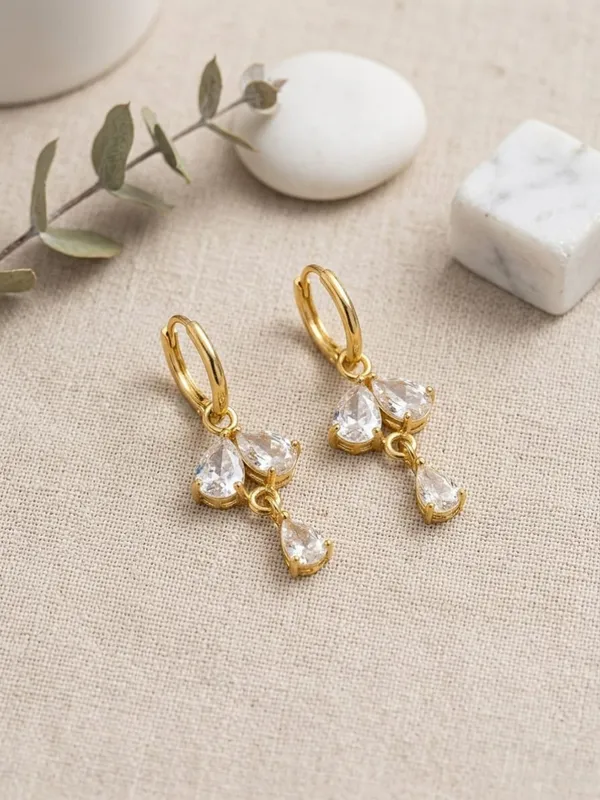 Golden_Stainless_Steel_Modern_Earring_For_Woman