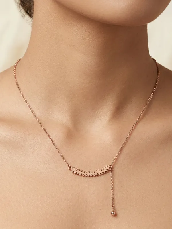 Rose_Golden_Stainless_Steel_Modern_Necklace_For_Woman