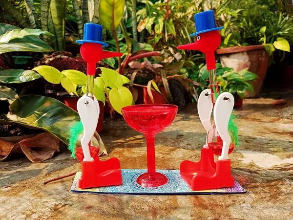 Mango_Pie_Rangoli_Drinking_Bird_Red