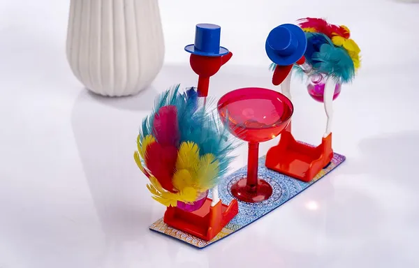 Mango_Pie_Rangoli_Drinking_Bird_Blue_Red_Yellow
