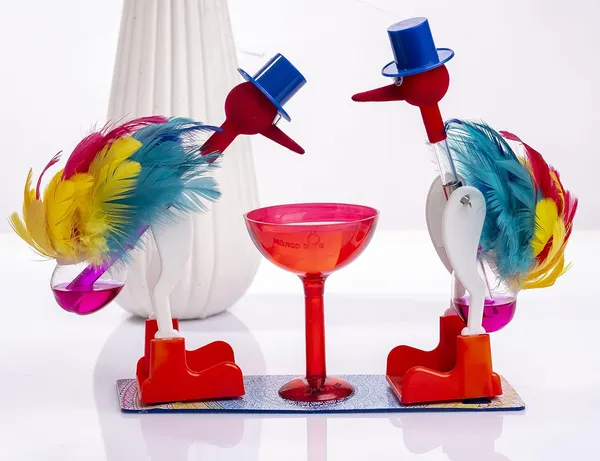 Mango_Pie_Rangoli_Drinking_Bird_Blue_Red_Yellow