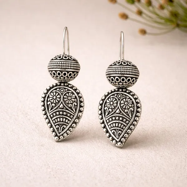 Silver_Brass_Oxidised_Paisley_Ethnic_Drop_Earrings_For_Women